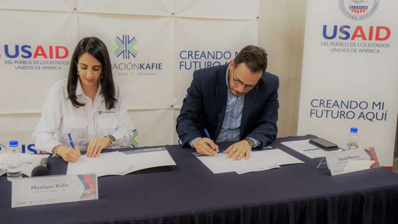 Fundación Kafie convenio con USAID