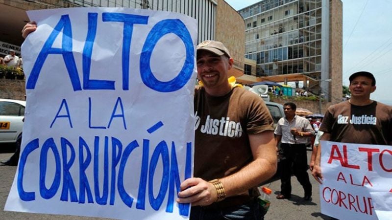 Honduras debe combatir corrupción