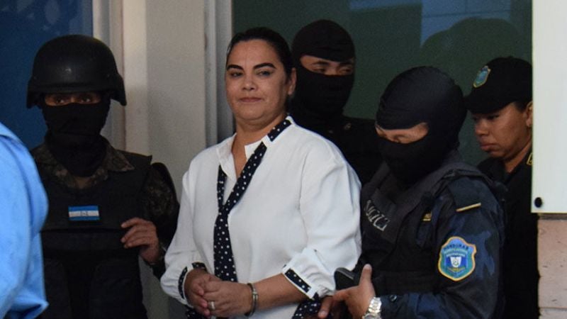 Reprograman audiencia de bienes de Rosita.