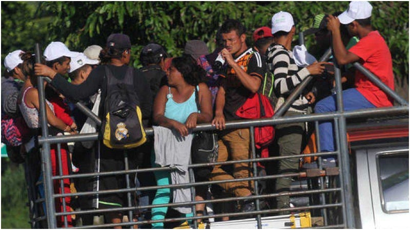 Hondureños con intención de migrar