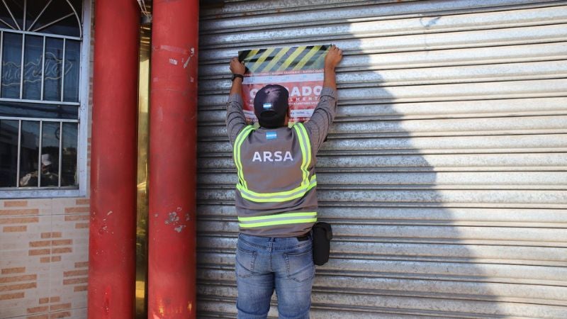Por insalubridad, cierran temporalmente restaurante en El Prado