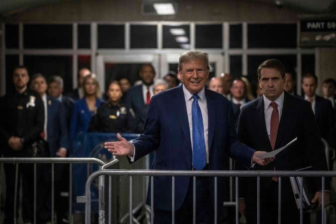 El multimillonario aseguró que testificaría en el juicio para 