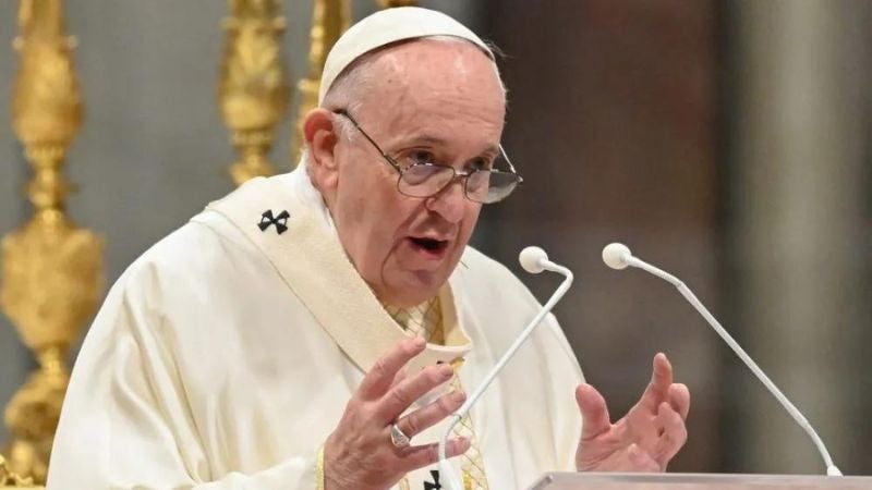 Qué sucedería si muere el papa