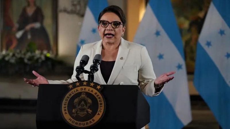 Presidenta Castro Presidenta Castro ordena denunciar el tratado de extradición con EUA