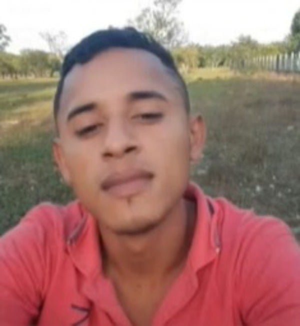 con signos de tortura halla a joven Colón