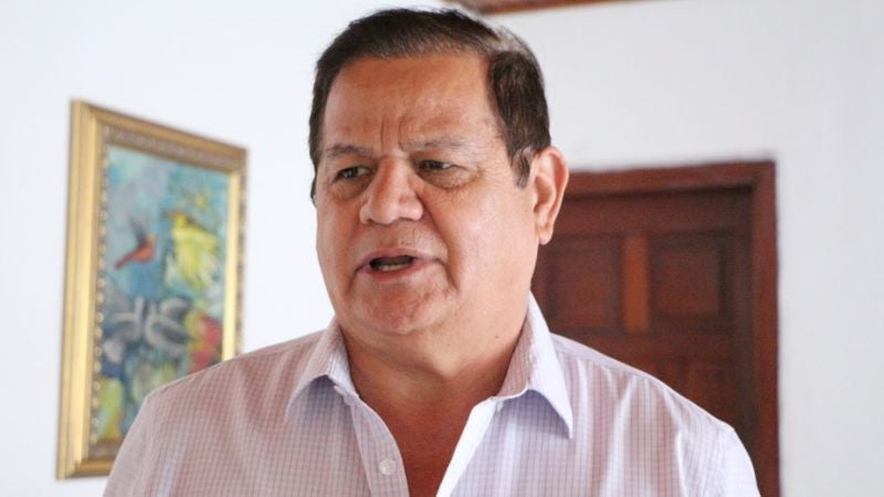 Detienen Romeo Vásquez