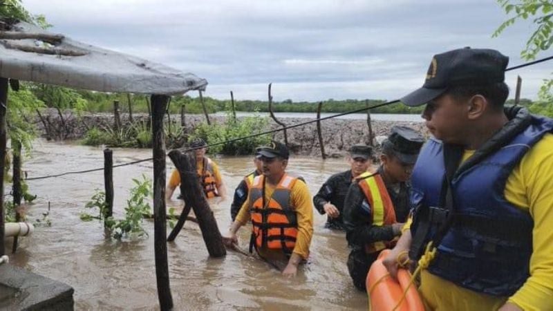 tayectoria tormenta tropical Sara
