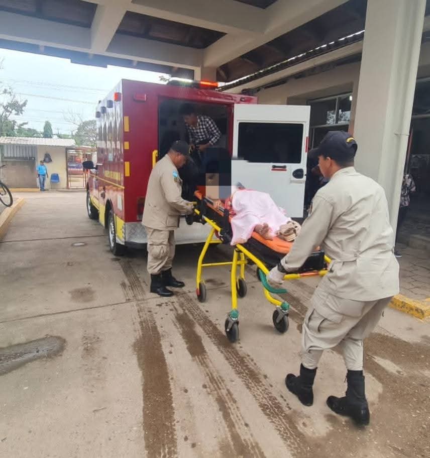 Mujer aborto espontáneo bus de Olancho