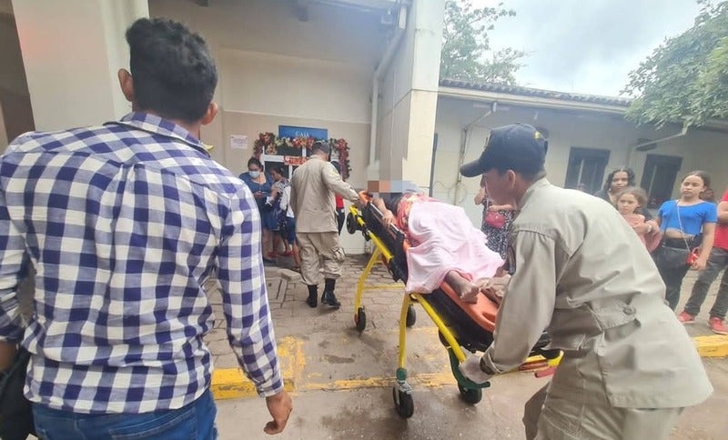 Mujer aborto espontáneo bus de Olancho