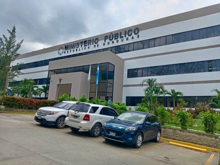 cárcel 11 agentes DIPAMPCO filipino