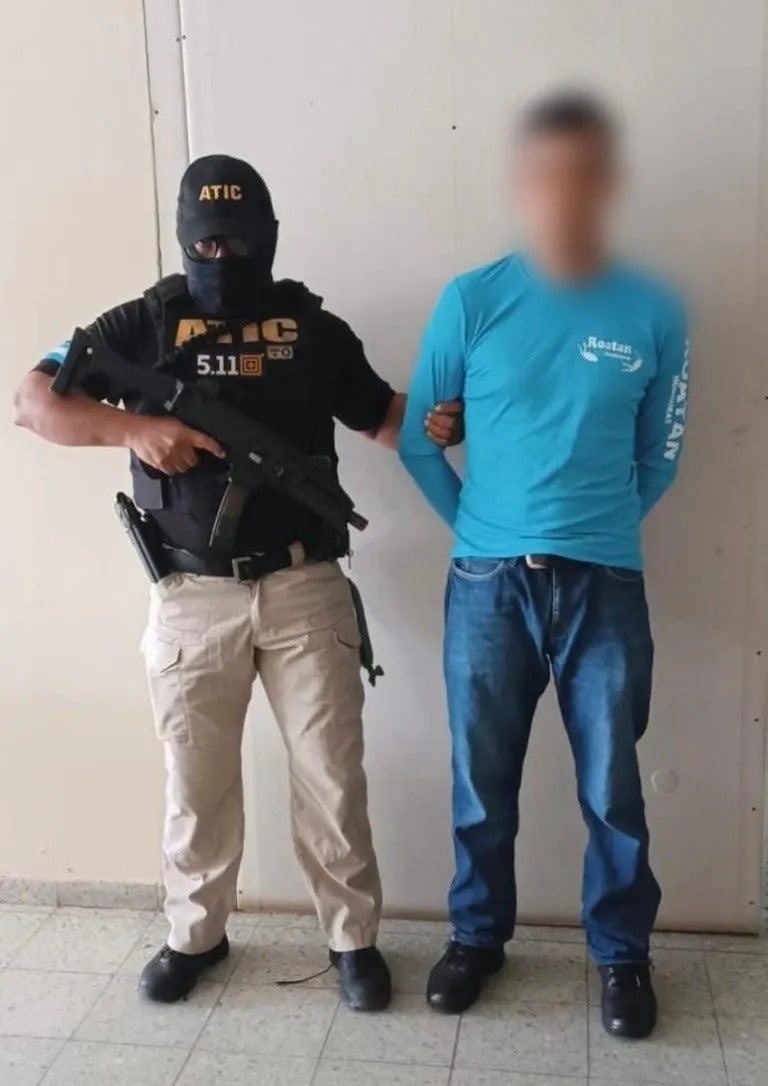 auto de formal procesamiento tres expolicías El Paraíso