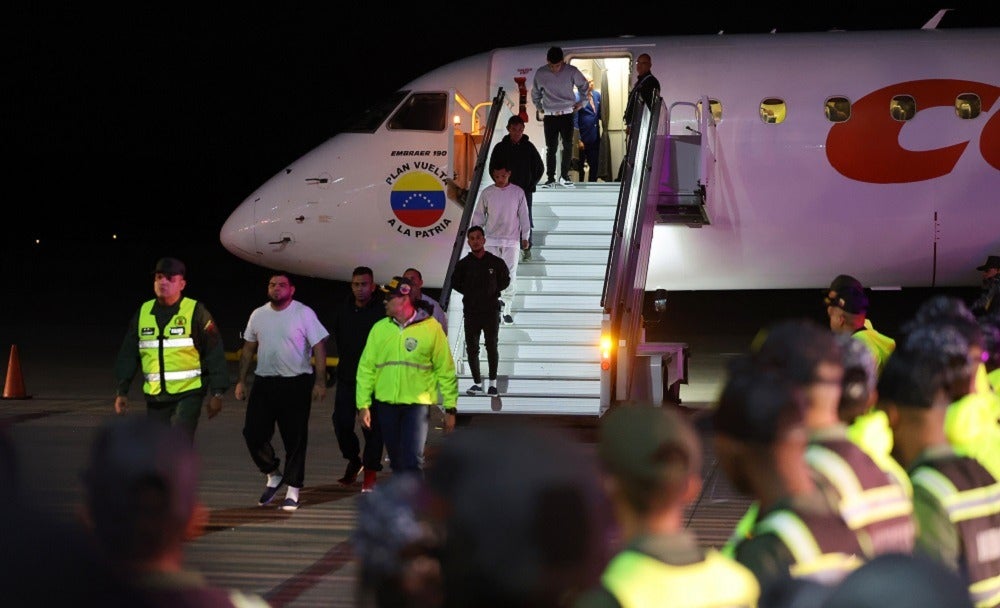 Nuevo vuelo con 174 migrantes Venezuela