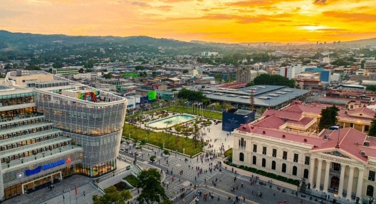EEUU reconoce a El Salvador