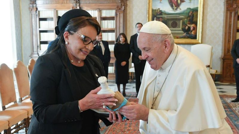 Presidenta Castro viajará al Vaticano