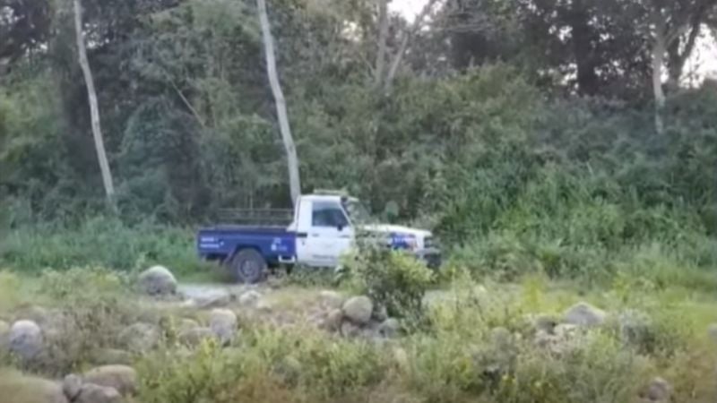 Los vecinos alertaron de inmediato a las autoridades, quienes se desplazaron rápidamente al lugar.