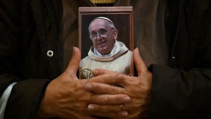¿Cuál fue la causa de muerte del papa Francisco?