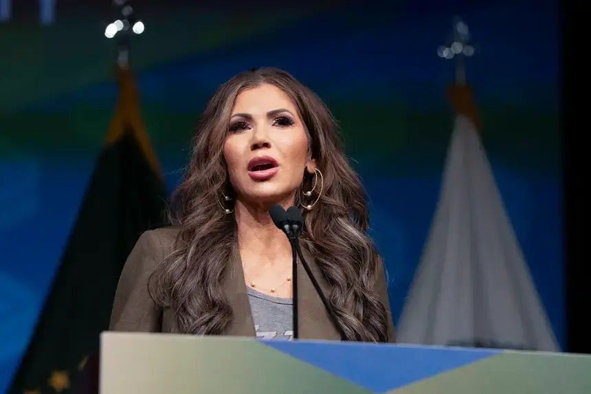 Roban bolsa de la secretaria de Seguridad Nacional EEUU