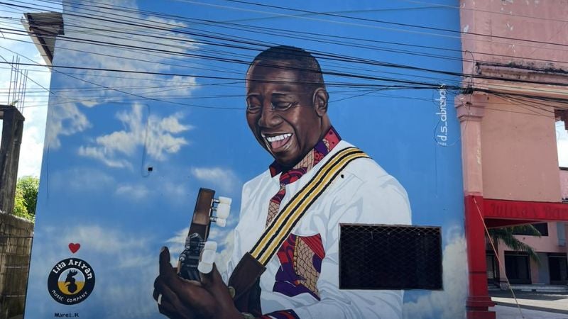 Mural de Aurelio Martínez