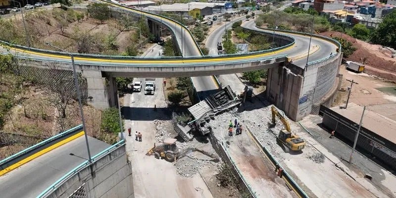 Colapso del puente Juan Manuel Gálvez: Expertos analizan los factores detrás del desastre