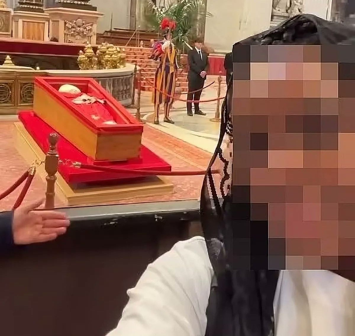 selfies féretro del papa Francisco