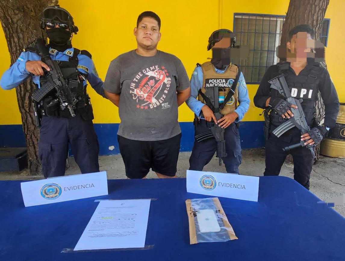 Detención.