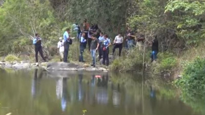 Cadáver flotando en río Guacerique.