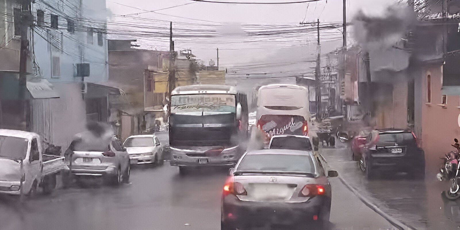 Leve lluvia causa estragos en Tegucigalpa y Comayagüela: múltiples puntos inundados