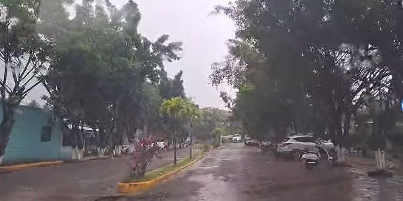 Leve lluvia causa estragos en Tegucigalpa y Comayagüela: múltiples puntos inundados