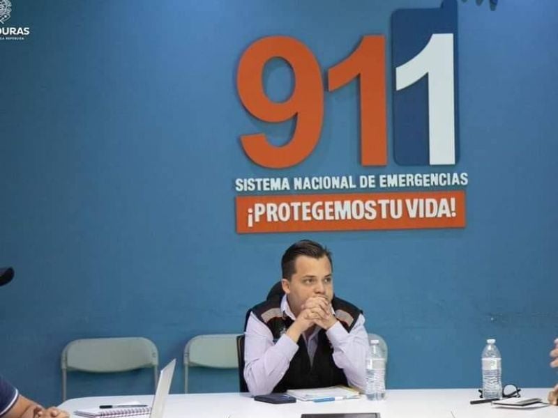 Óscar Montecinos Libre