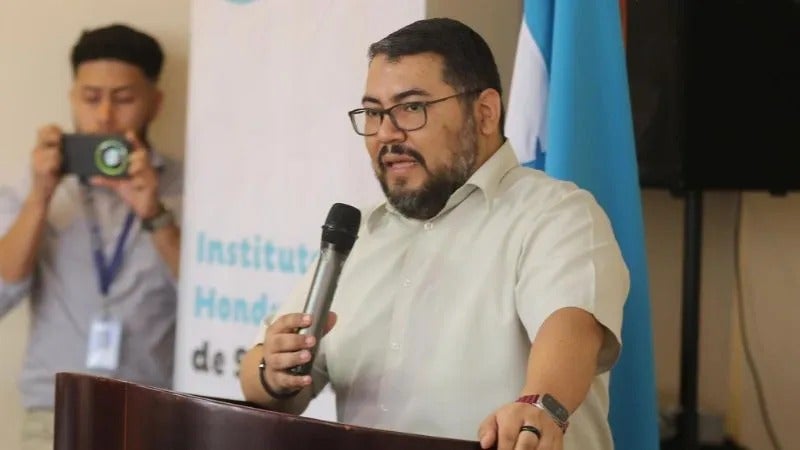 Tercerizar servicios de salud no siempre garantiza buenos resultados: miembro del IHSS