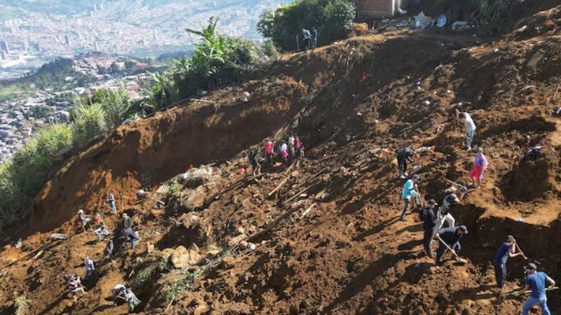 Muertos deslizamiento tierra Colombia