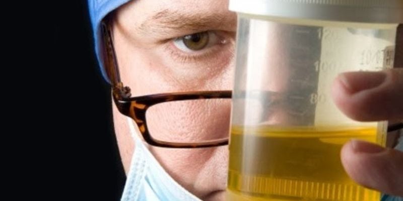 ¡Increíble! Famoso actor confiesa usar orina como remedio para mantenerse joven