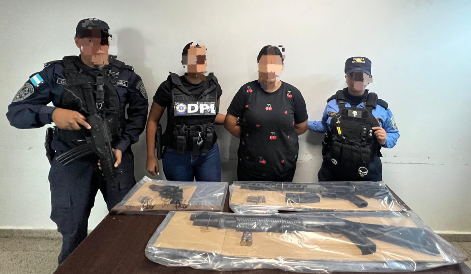En Olancho mujer tenía armas En Olancho mujer tenía armas