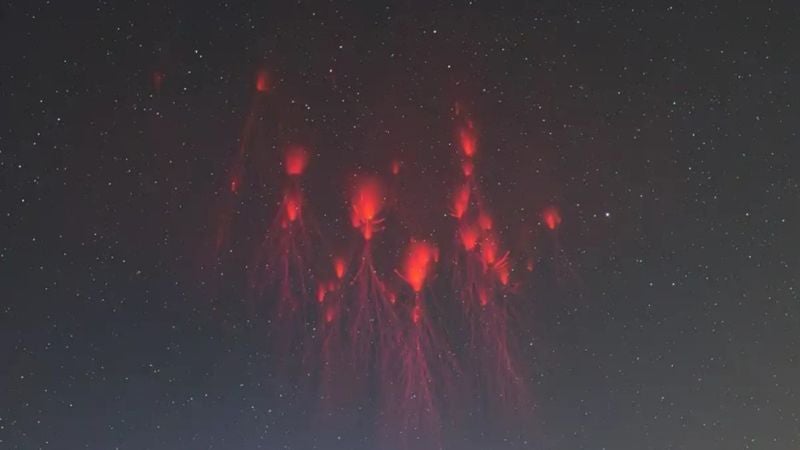 relámpagos rojos de China 