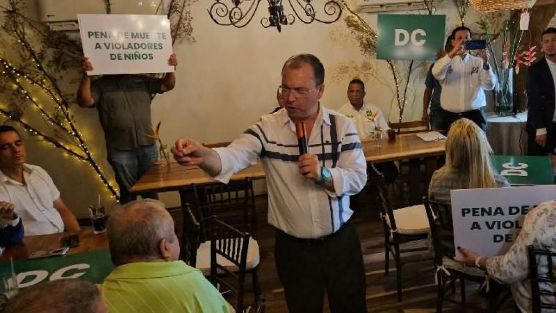 Reynaldo Ekónomo DC Reynaldo Ekónomo se incorpora al Partido Demócrata Cristiano de Honduras