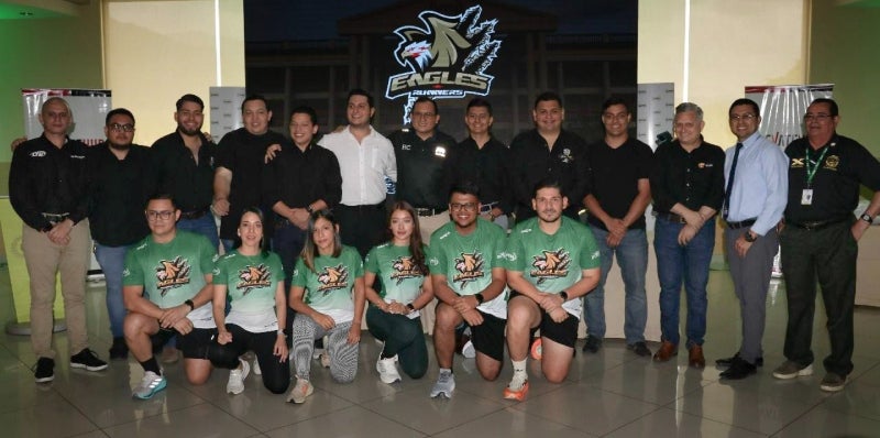 UTH lanza Eagles Runners