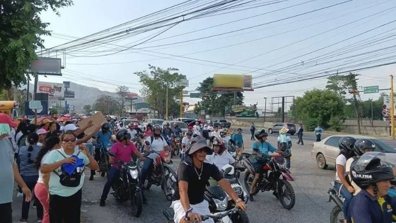 Marcha aportantes de Koriun