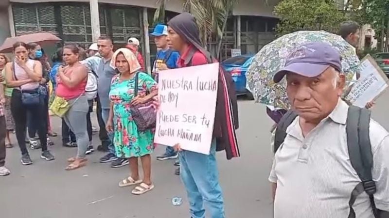 Enfermos renales protestan en la capital