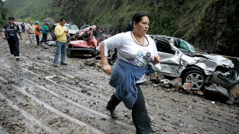 Fuerte terremoto de magnitud 6,5 sacude Bogotá y varias ciudades de Colombia