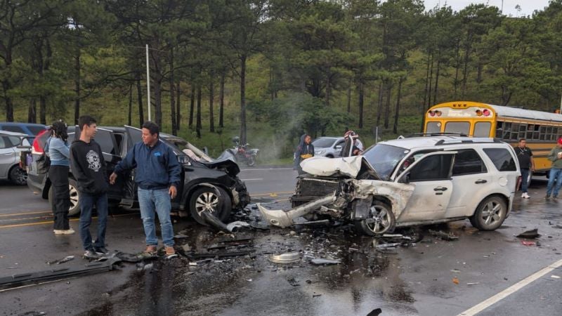 Colisión El Reventón CA-5
