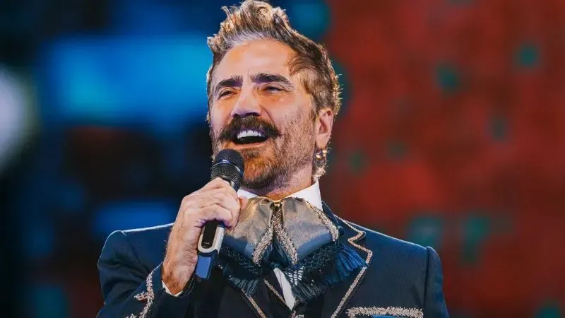 Alejandro Fernández donará ganancias de su gira a víctimas de inundaciones en Texas