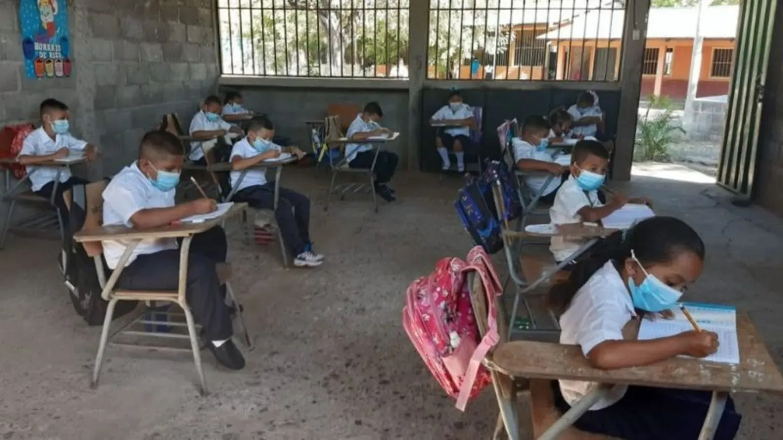 Honduras reanuda clases presenciales