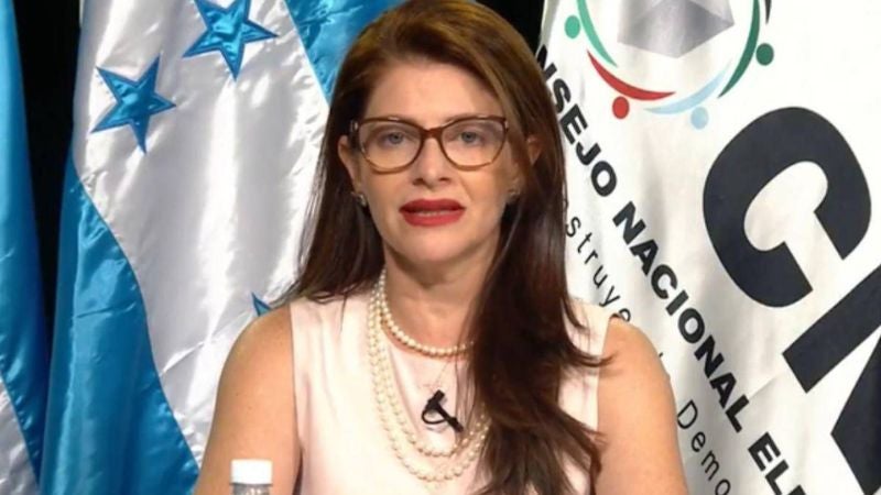 Consejera suplente CNE Karen Rodríguez