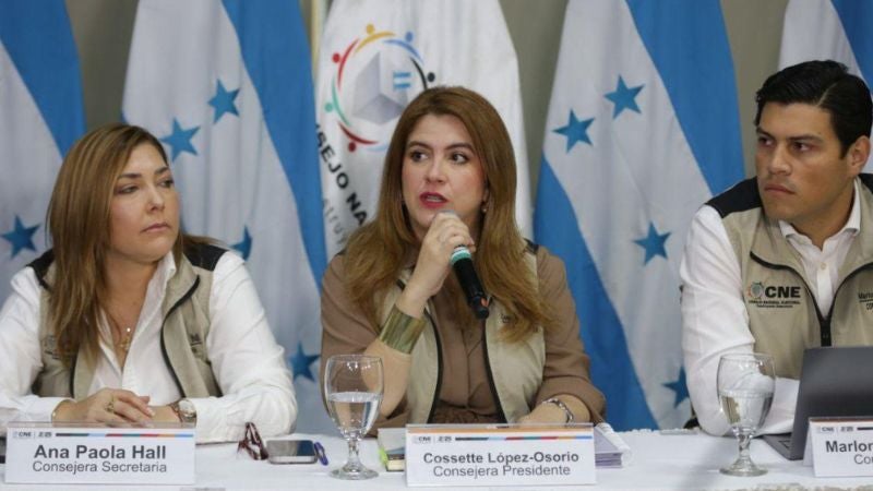 Los tres consejeros fueron citados por el Poder Legislativo.