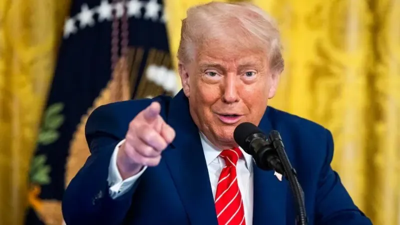 Trump anuncia arancel del 50 % a Brasil en represalia por el juicio a Jair Bolsonaro