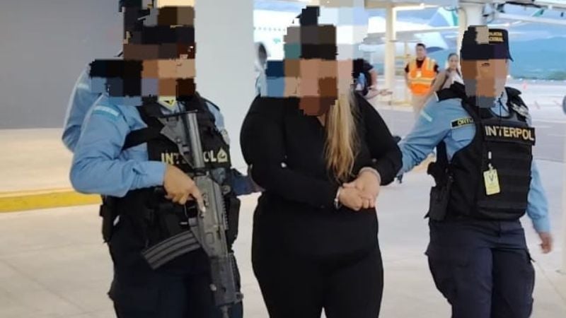 Estilista pornografía infantil