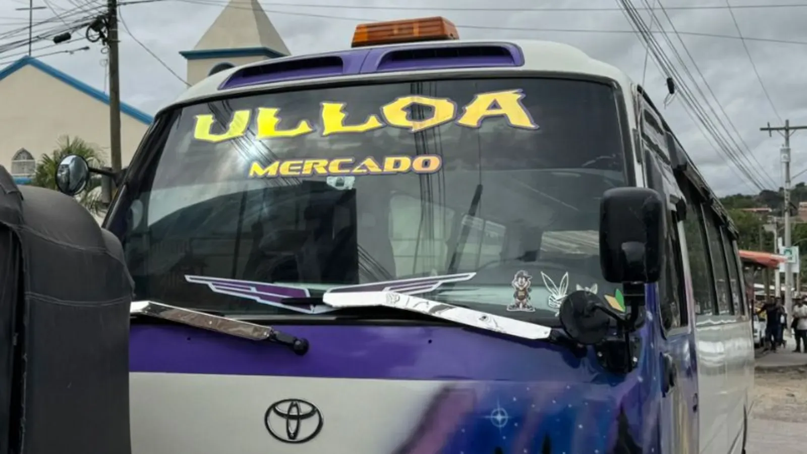 Cuarto día de paralización del transporte Ulloa
