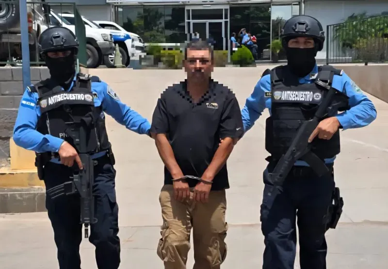 Capturan hombre abusó hermana