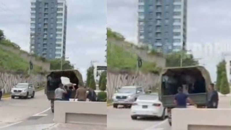 Militares llevando muebles privados (1)