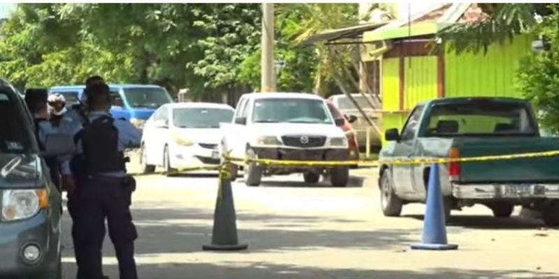 ¡Acribillada en plena calle! Asesinan a mujer en barrio Cabañas de SPS